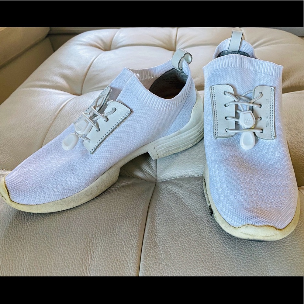 Kendall&Kylie White Sneakers